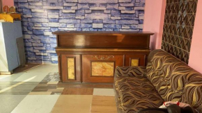 Hotel O POP Radhe